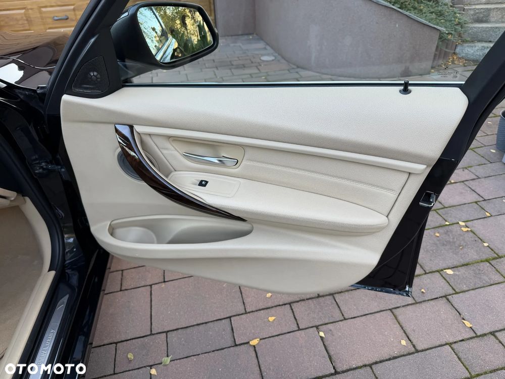 BMW Seria 3 - 24
