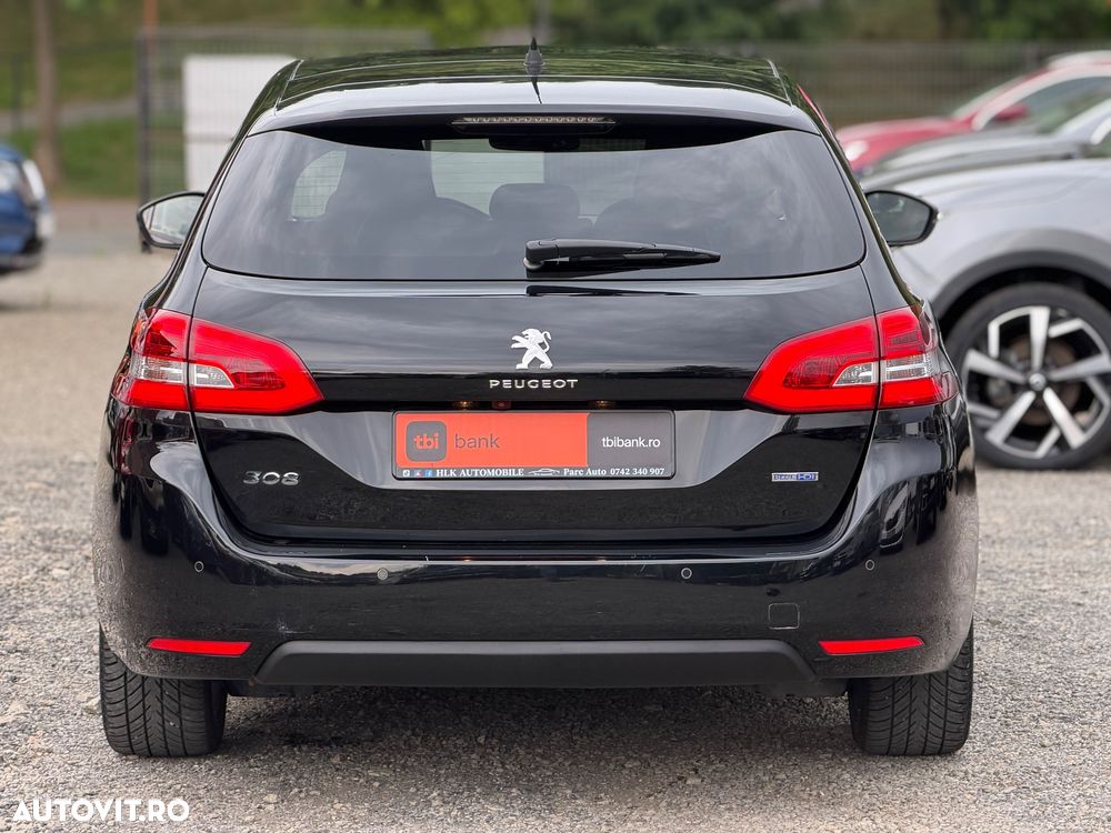 Peugeot 308 1.6HDi Premium - 16