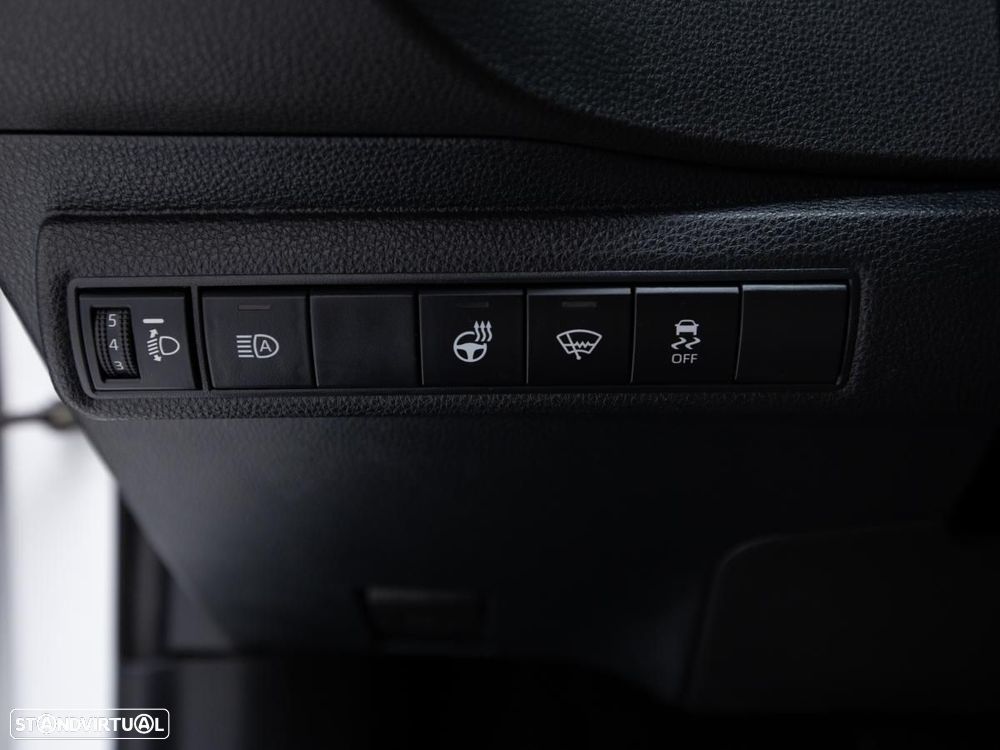 Toyota Corolla 1.8 Hybrid Comfort - 14