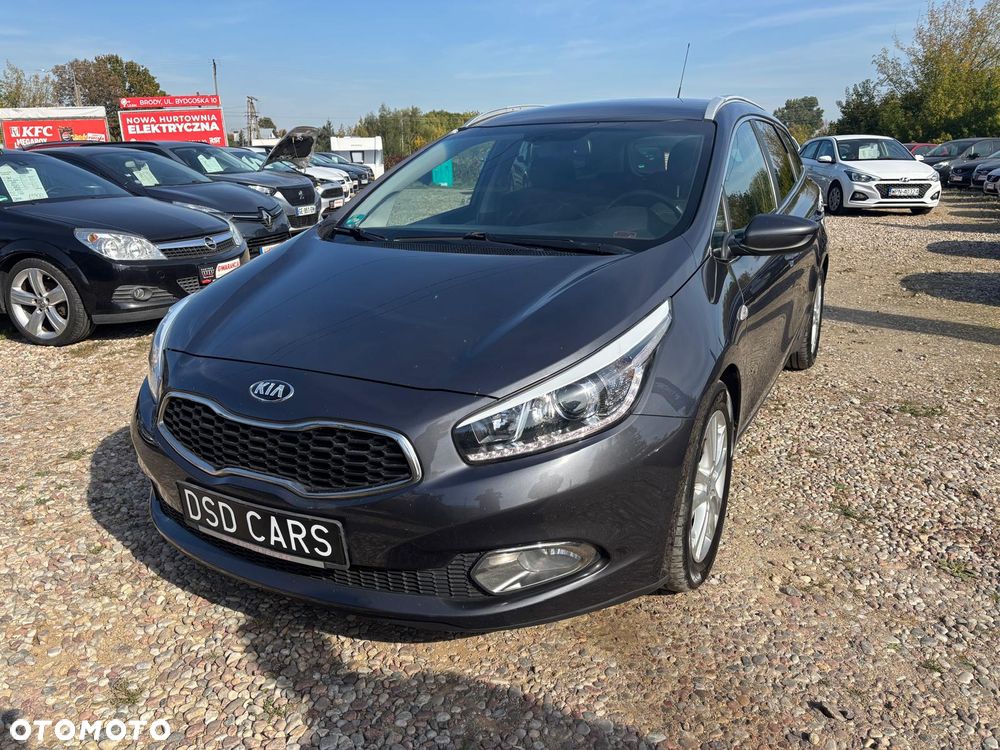 Kia Ceed 1.6 CRDi 128 ISG Platinum Edition - 3