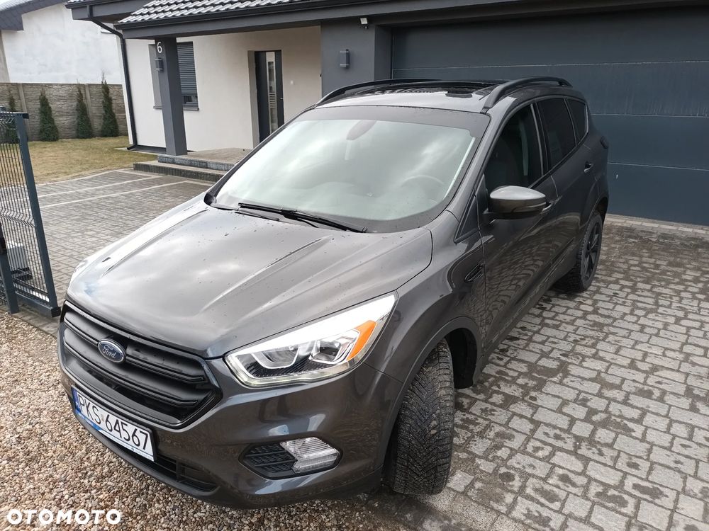 Ford Kuga - 2