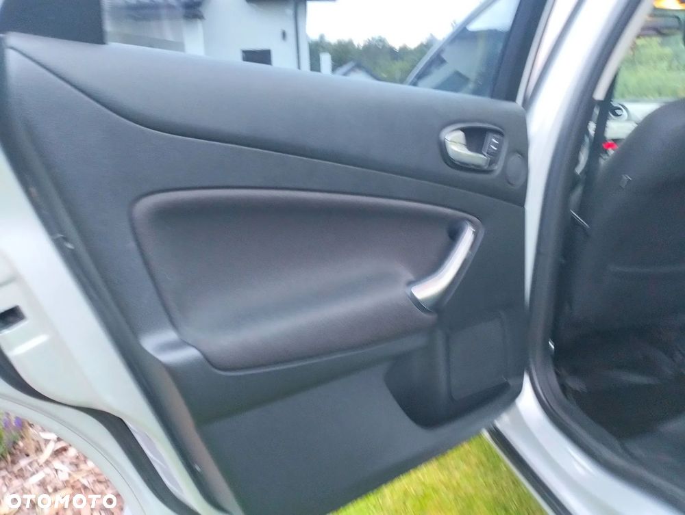 Ford Mondeo 2.0 TDCi Viva Trend - 12