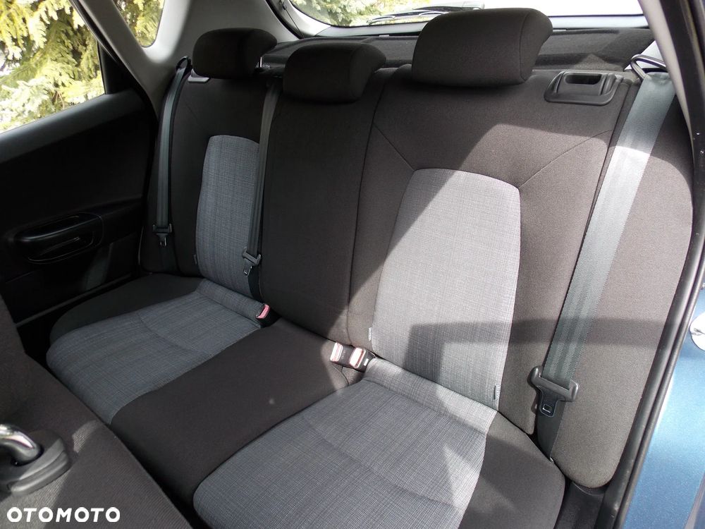 Kia Ceed 1.4 CVVT ISG Spirit - 22