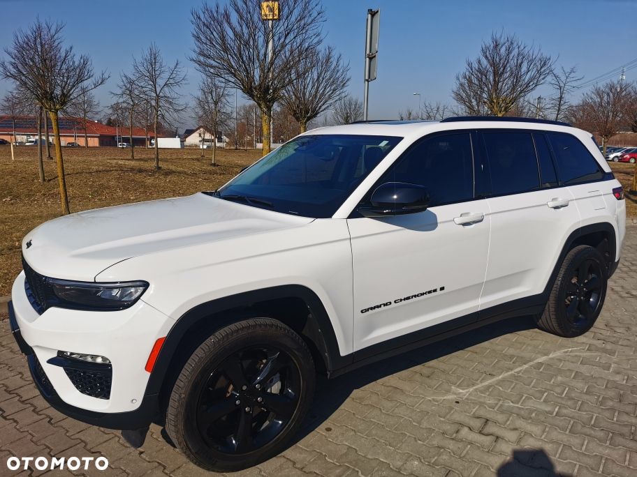 Jeep Grand Cherokee - 4