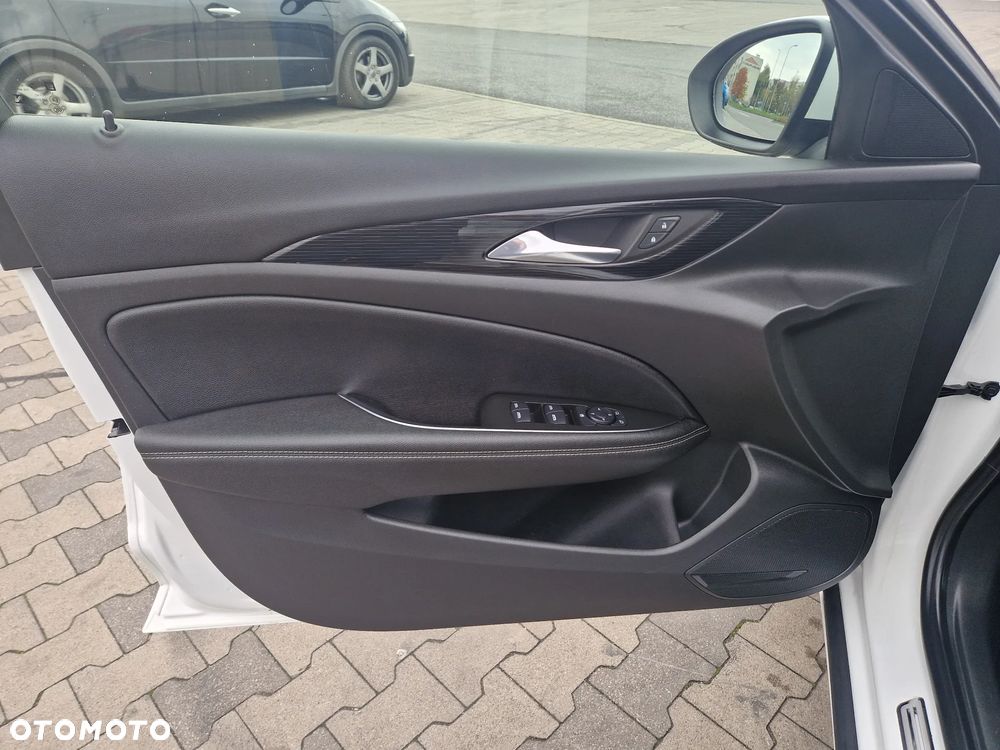 Opel Insignia Sport1.5 Direct InjectionTurbo Edition - 26