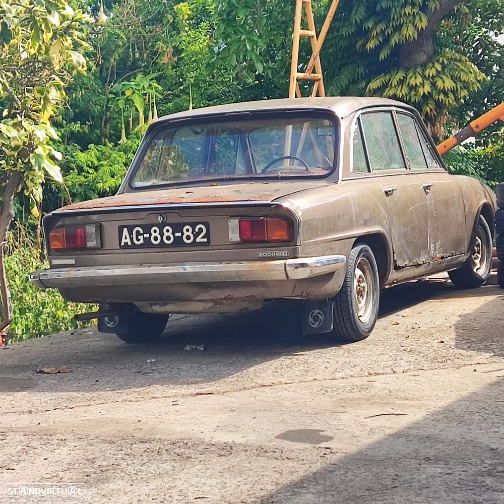 Triumph 2000 - 4