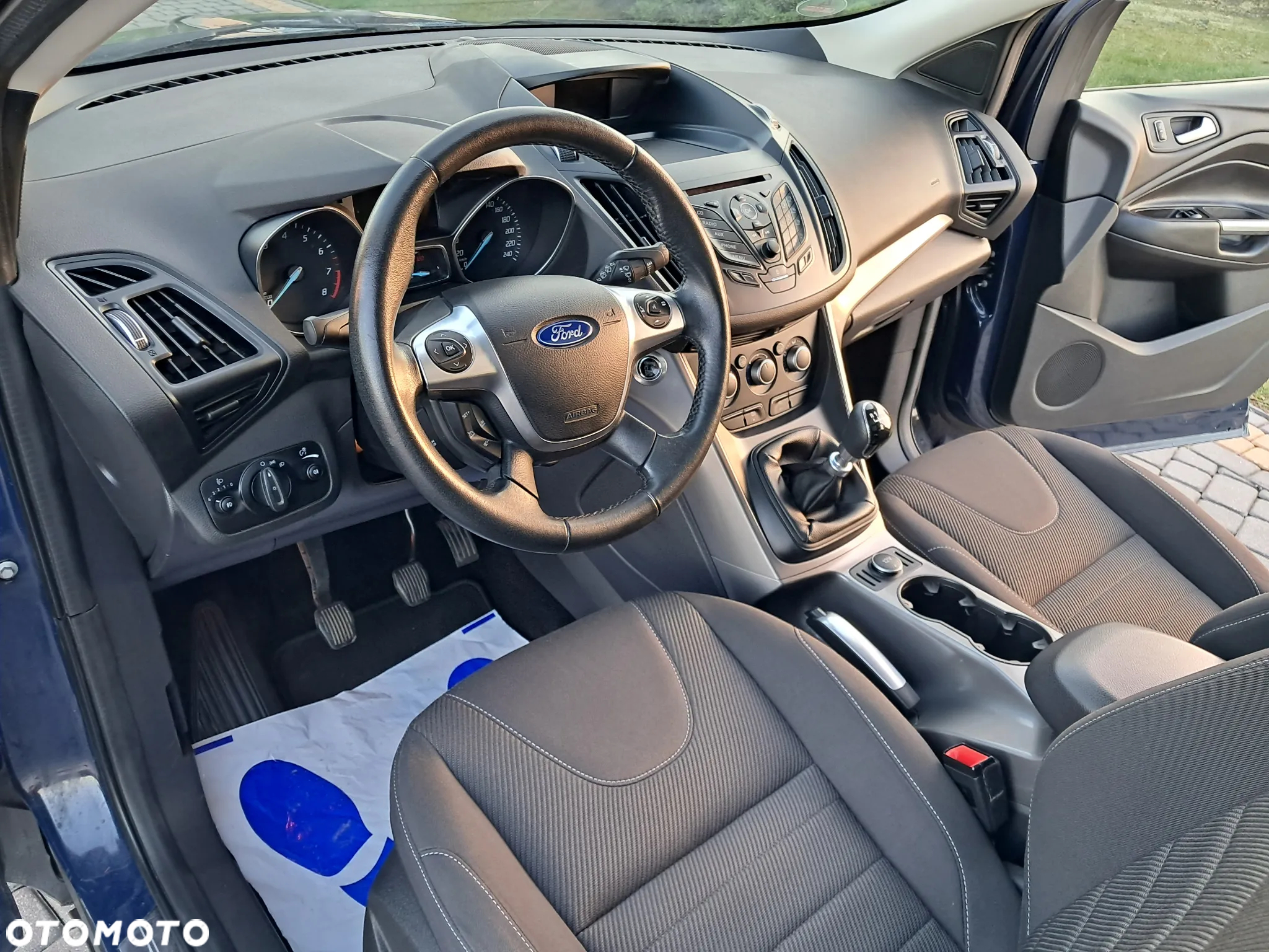 Ford Kuga - 17