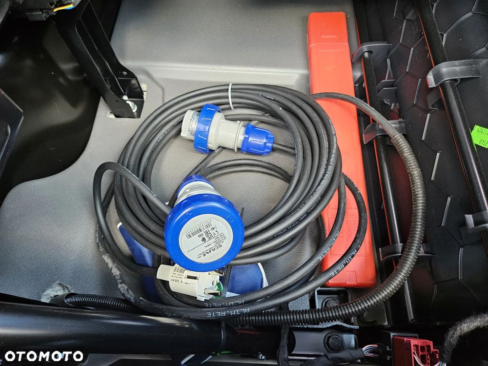 Volkswagen CRAFTER L3H1 Chłodnia Mroźnia podłączenie 230V Od ręki FV23% - 25
