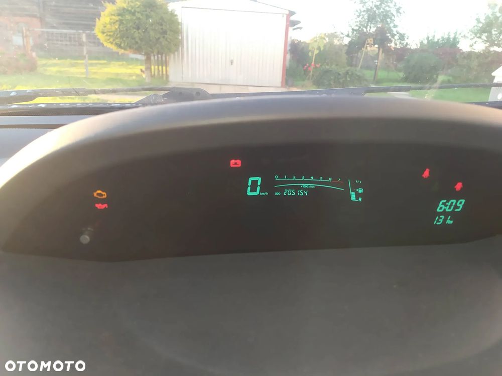 Toyota Yaris - 1