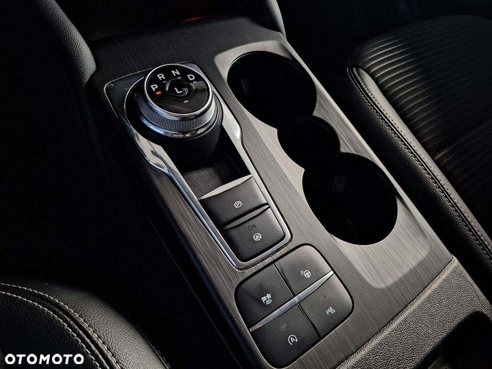 Ford Kuga 2.0 EcoBlue AWD Titanium X - 26