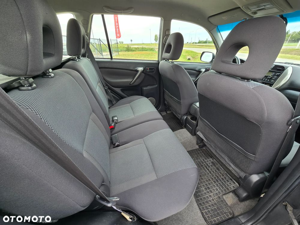 Toyota RAV4 - 20