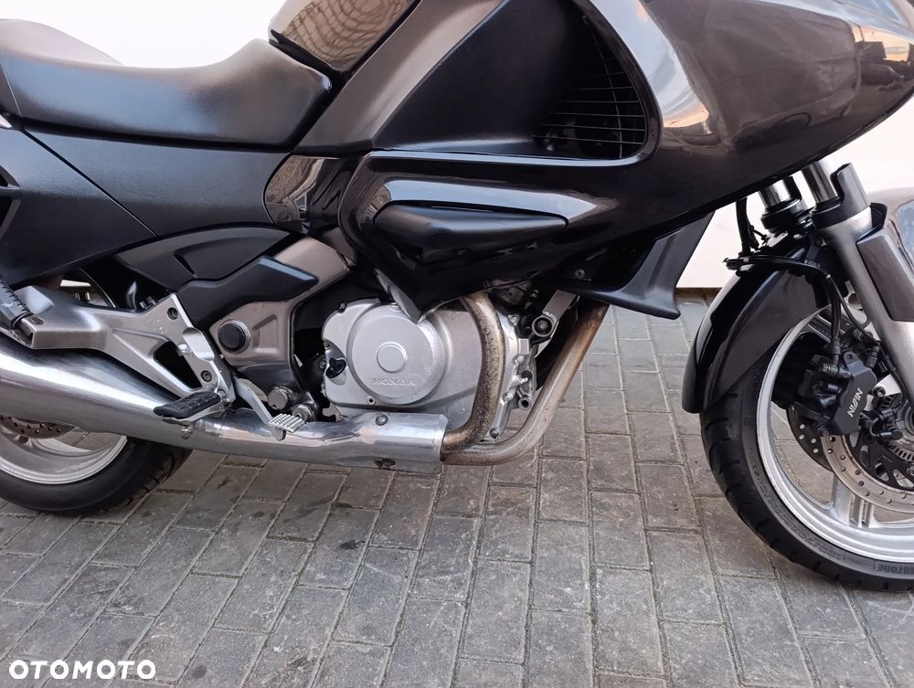 Honda NTV - 32