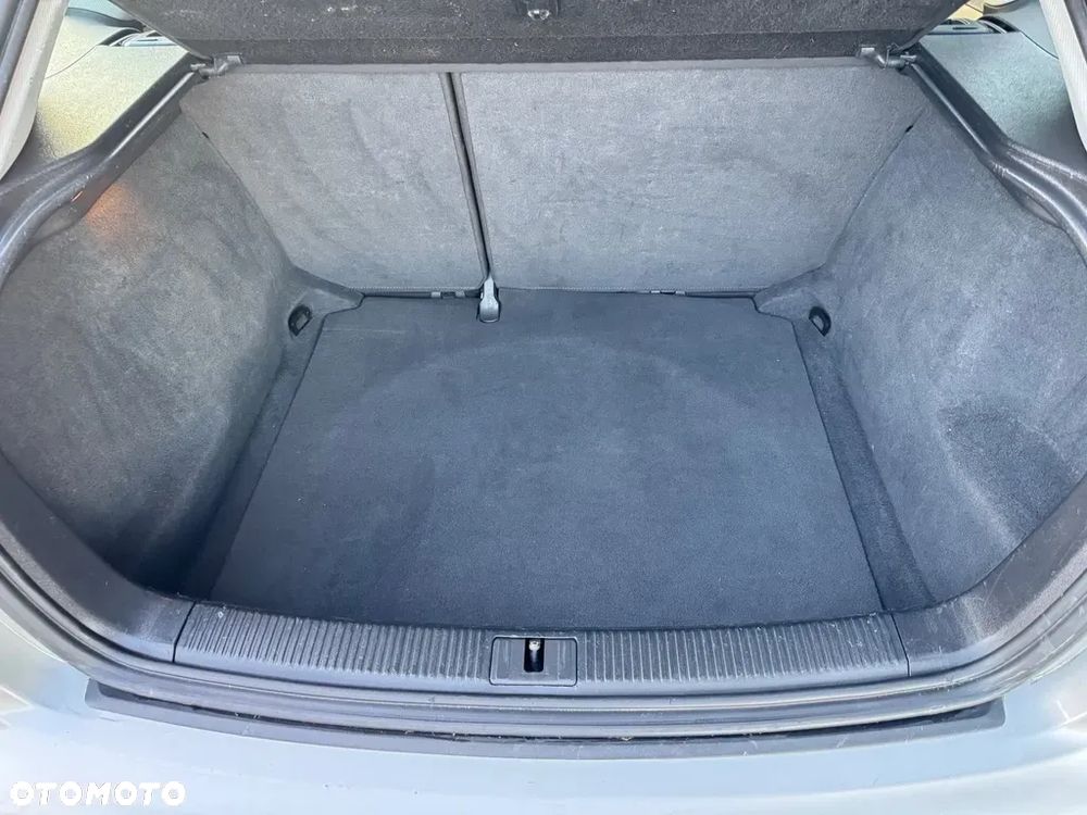 Audi A3 Sportback - 8