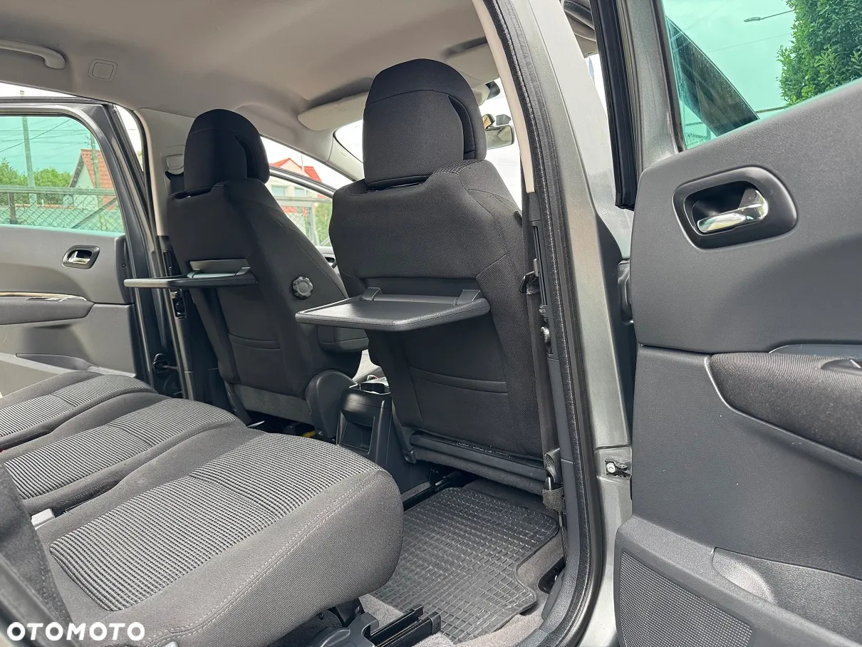 Peugeot 5008 - 29