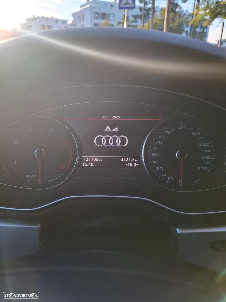 Audi A4 Avant 2.0 TDI S tronic - 12