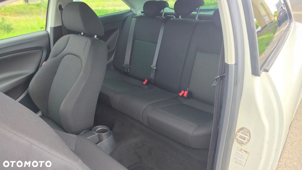 Seat Ibiza SC 1.4 16V Sport - 14