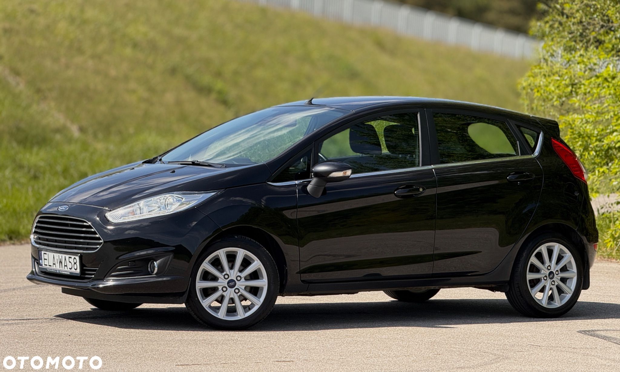 Ford Fiesta 1.0 EcoBoost S&S TITANIUM - 1