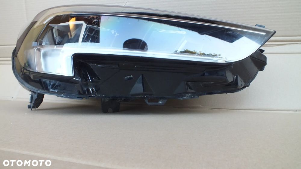 Lampa przednia prawa Fulled Opel Insignia B lift 39136826 - 6
