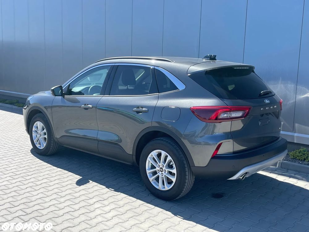 Ford Kuga 2.5 FHEV FWD Titanium - 4
