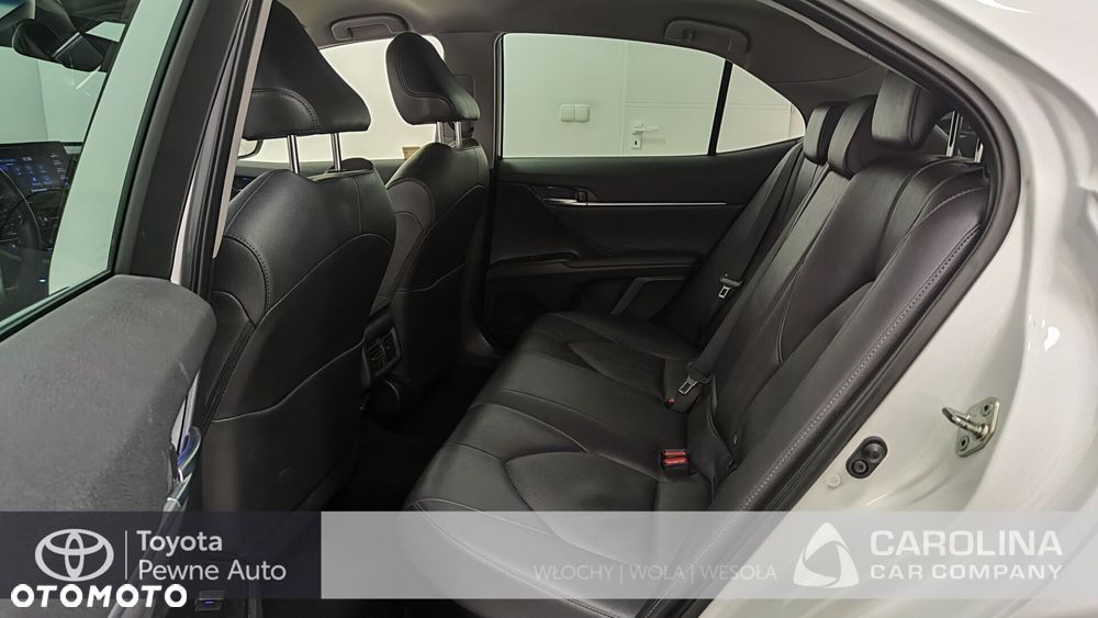 Toyota Camry 2.5 Hybrid Comfort CVT - 8