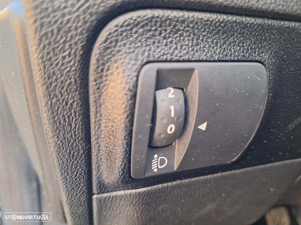 Renault Mégane 1.5 dCi Intens - 9