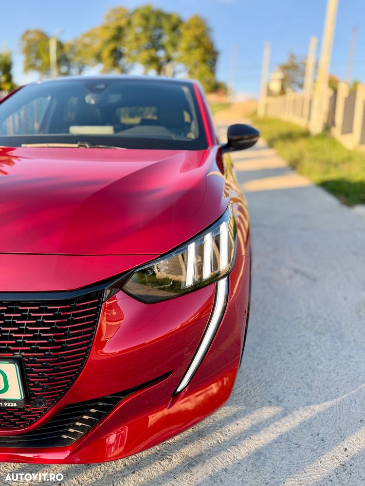 Peugeot 208 e-208 GT - 2