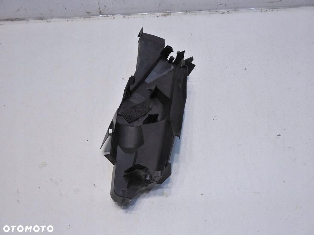 OSŁONA MECHANIZMU WYCIERACZEK PRZÓD MAZDA 6 GH - 5