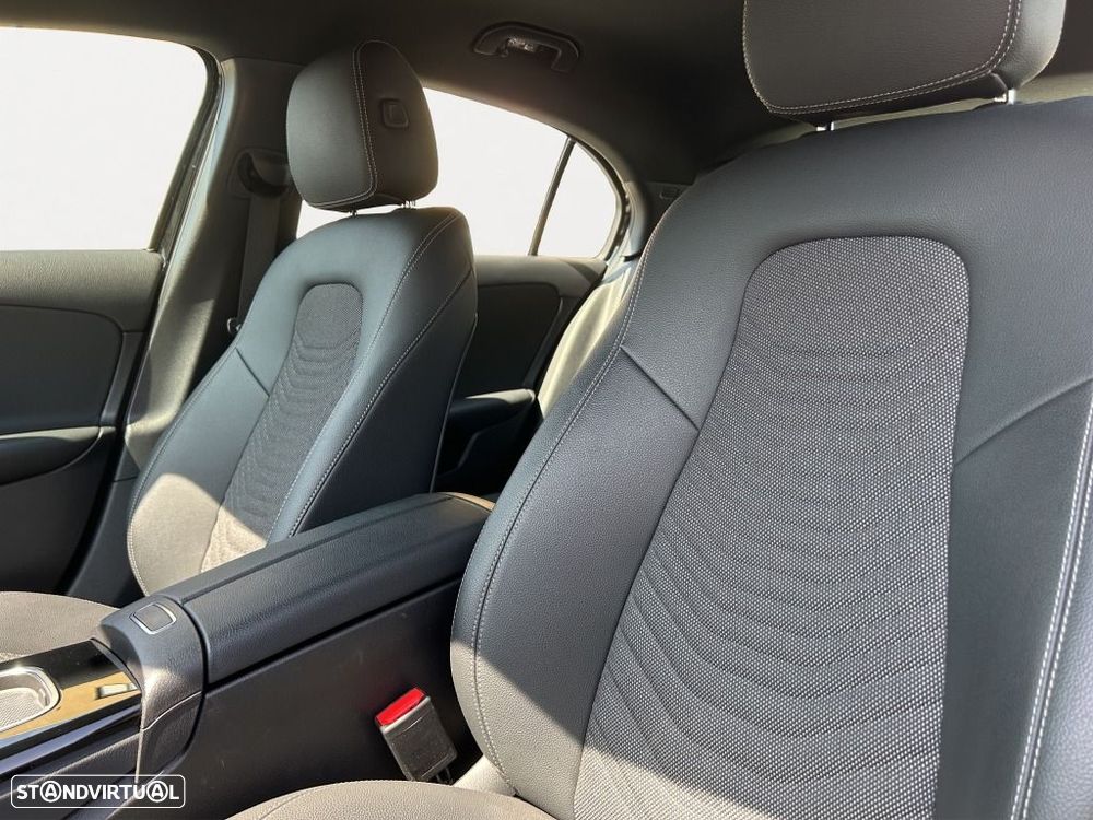 Mercedes-Benz A 250 — fotografia 8