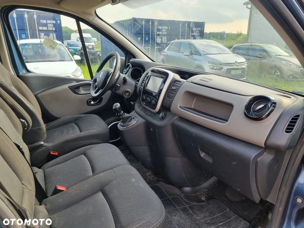 Renault Trafic - 15
