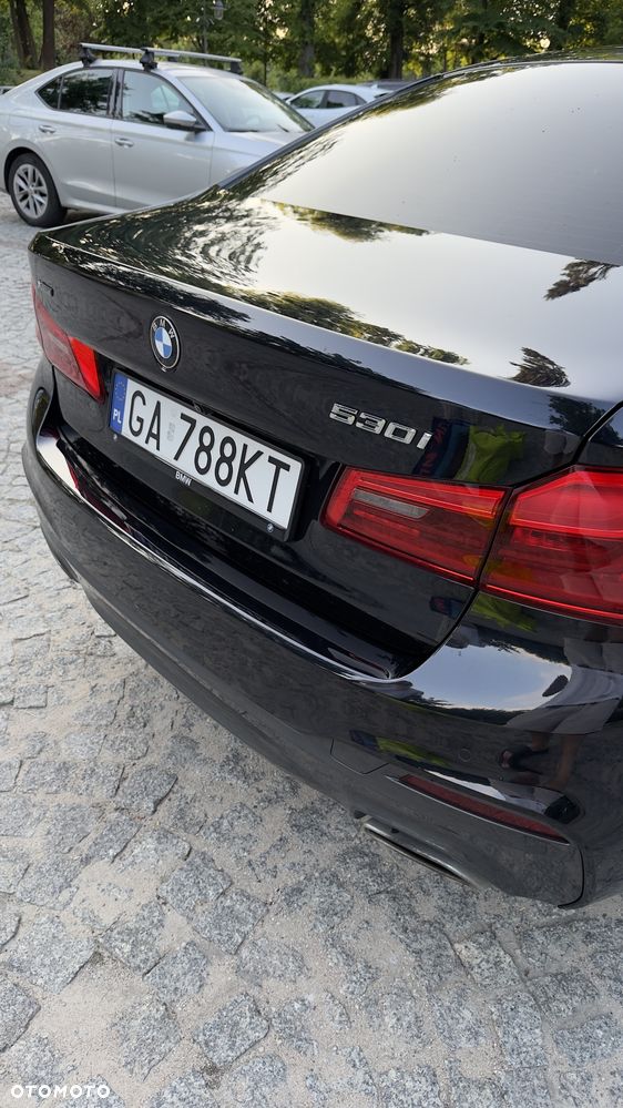 BMW Seria 5 530i xDrive M Sport sport - 11