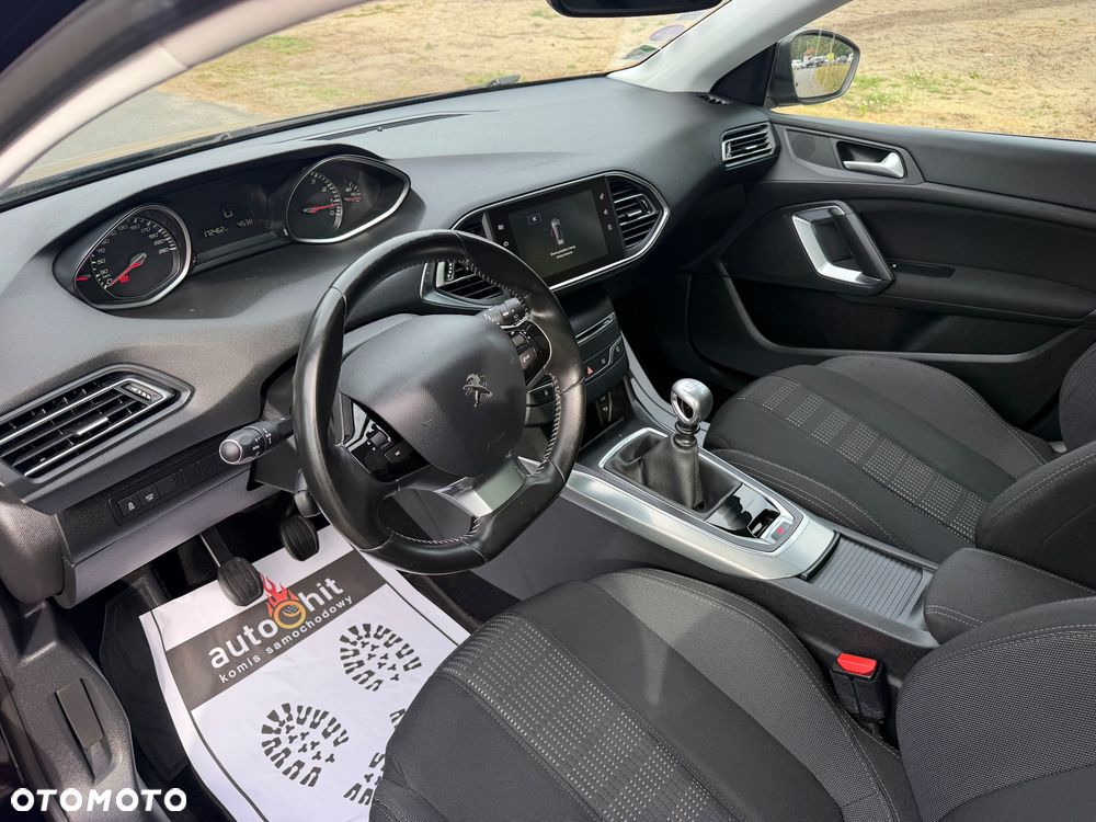 Peugeot 308 - 16