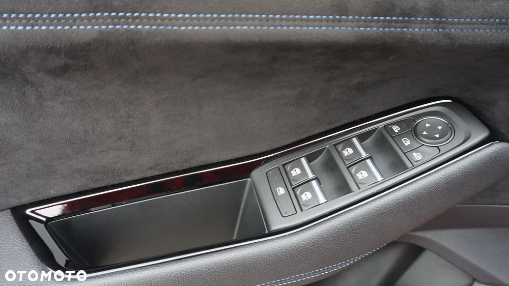 Renault Austral 1.2 E-Tech Full Hybrid 200 Iconic esprit Alpine MMT - 17