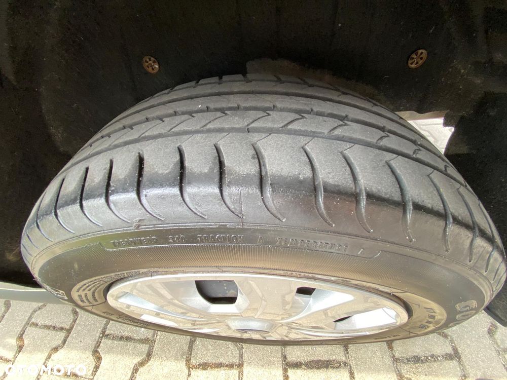 Ford TRANSIT CONNECT L2 1,5 TDCI 100KM TYLKO. 91.500 KM PRZEBIEGU - 23