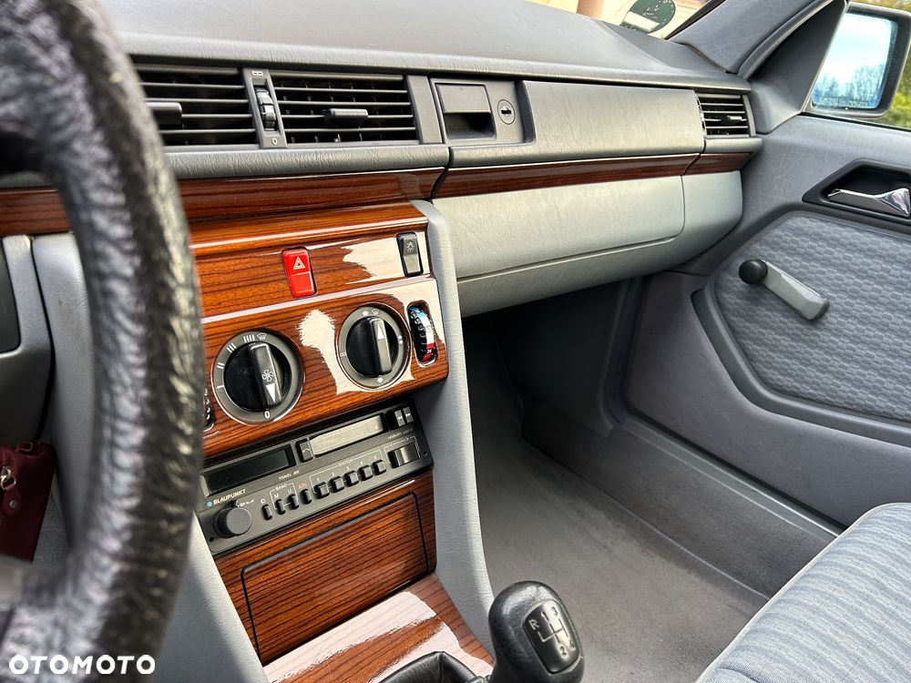 Mercedes-Benz W124 (1984-1993) - 9