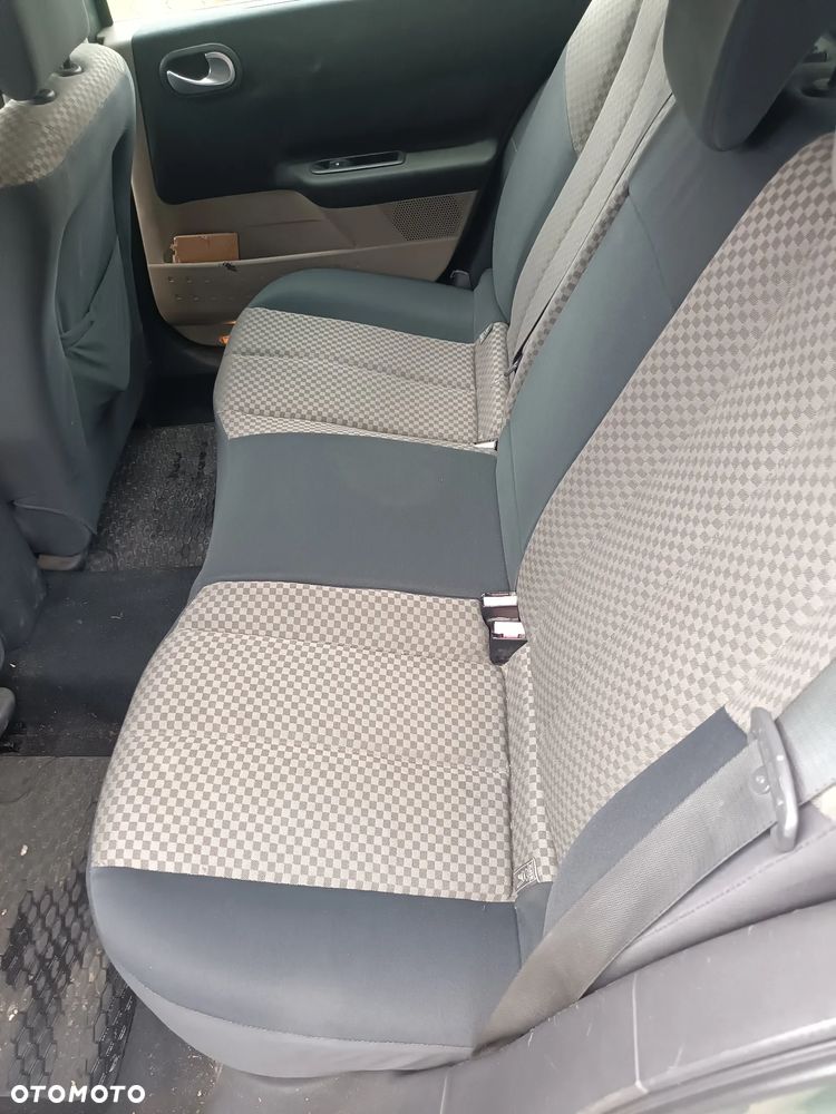 Renault Megane 1.9 dCi Luxe Dynamiq - 9