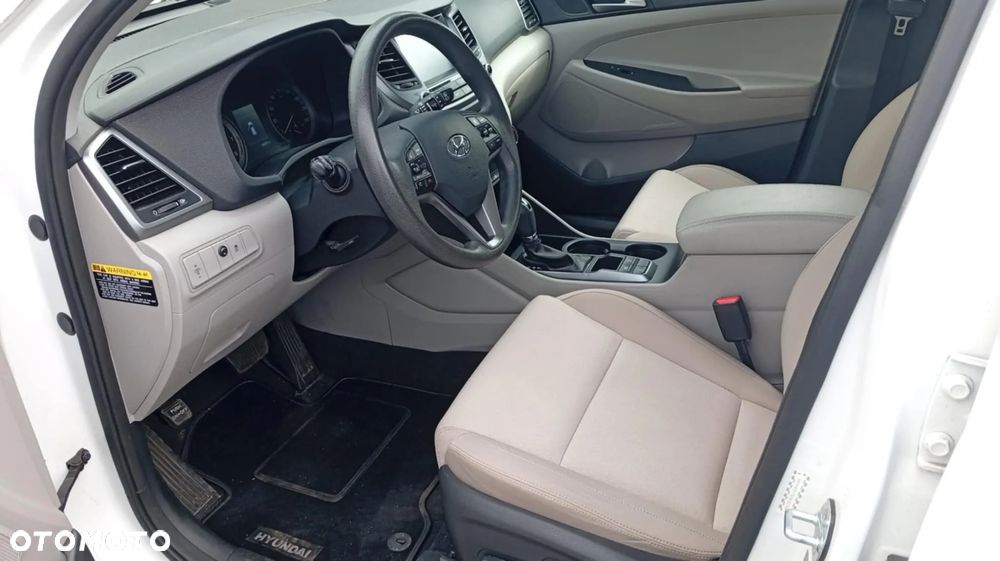 Hyundai Tucson - 6