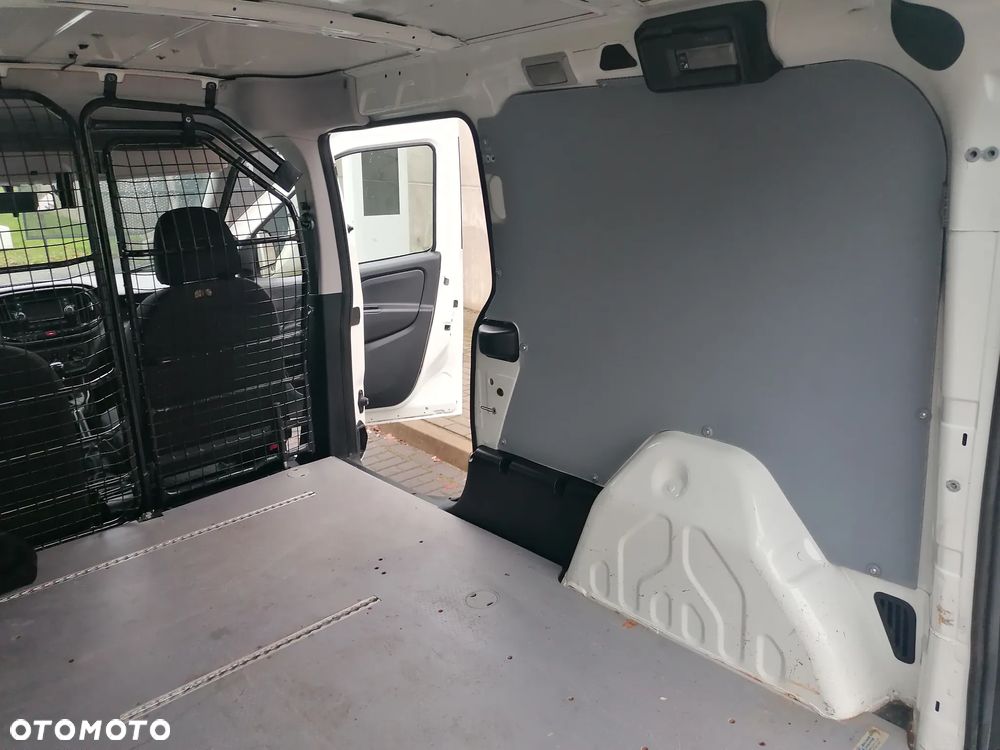 Fiat Doblo - 22