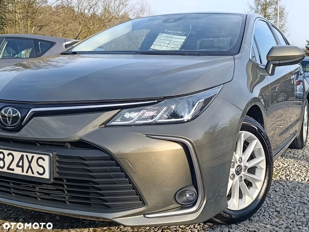 Toyota Corolla - 1