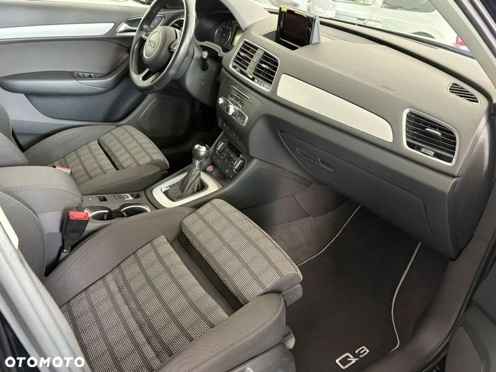Audi Q3 1.4 TFSI Sport S tronic - 19