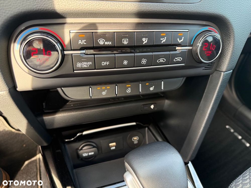Kia Ceed 1.6 GDI PHEV Business Line DCT - 21