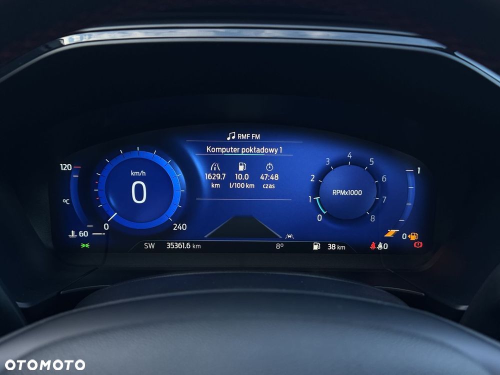 Ford Kuga 1.5 EcoBoost ST-LINE - 17