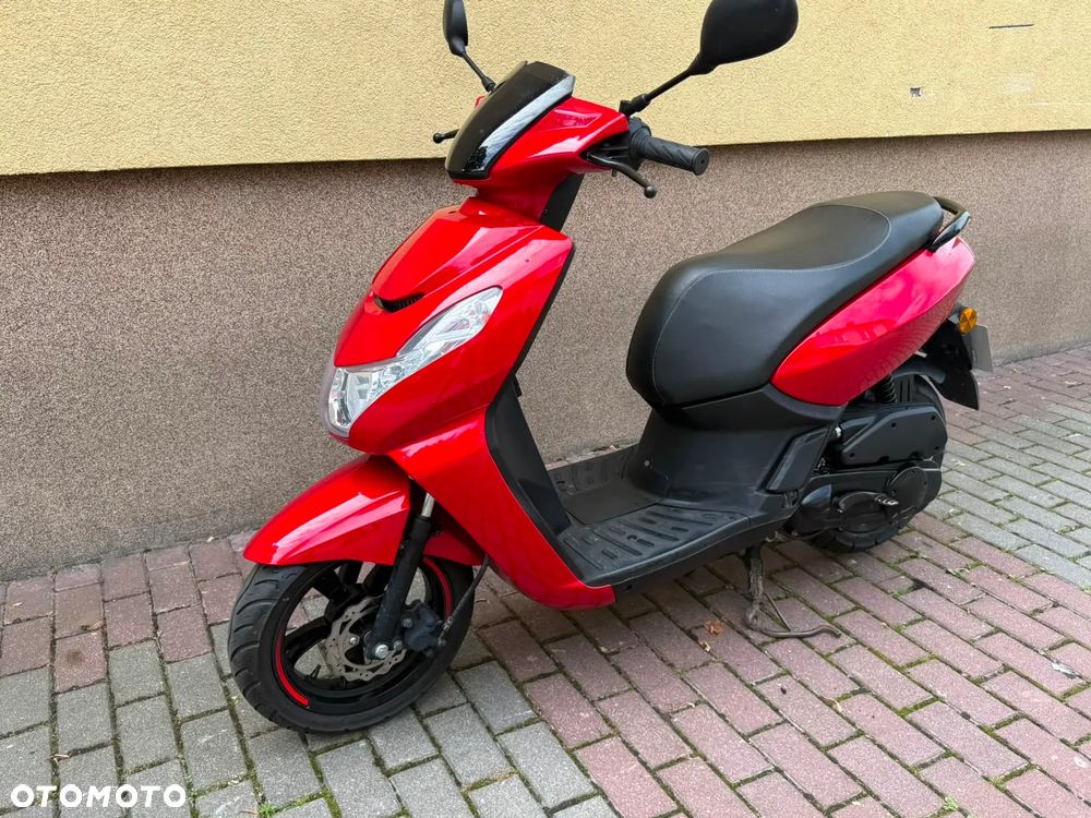 Peugeot Kisbee - 1