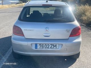 Peugeot 307 1.4 HDi Premium - 4