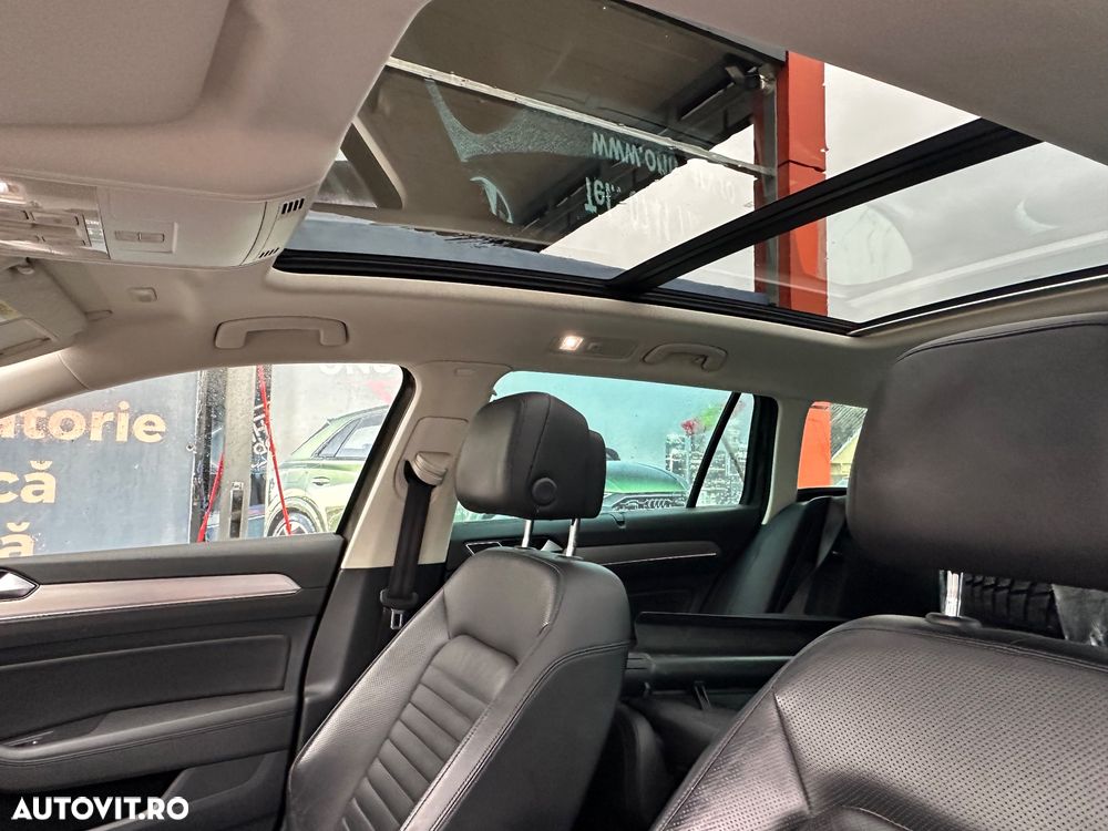 Volkswagen Passat Variant 2.0 TDI SCR 4Motion DSG Highline - 6