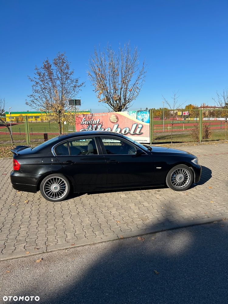 BMW Seria 3 325i - 3