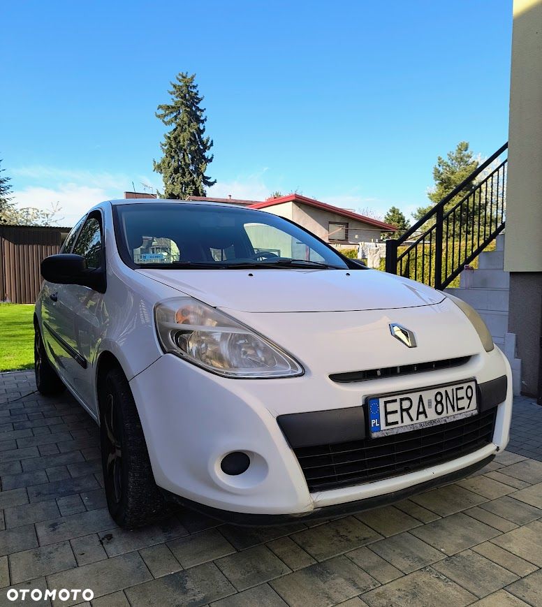 Renault Clio 1.5 dCi Campus - 10