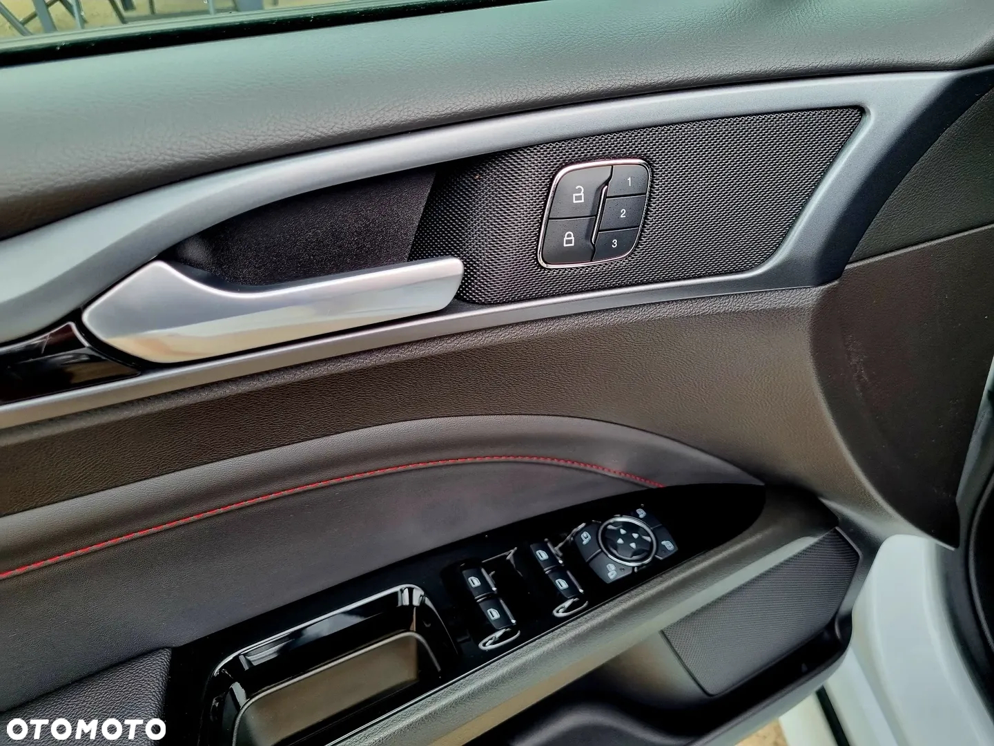 Ford Mondeo 1.5 EcoBoost Start-Stopp Autom ST-Line - 10