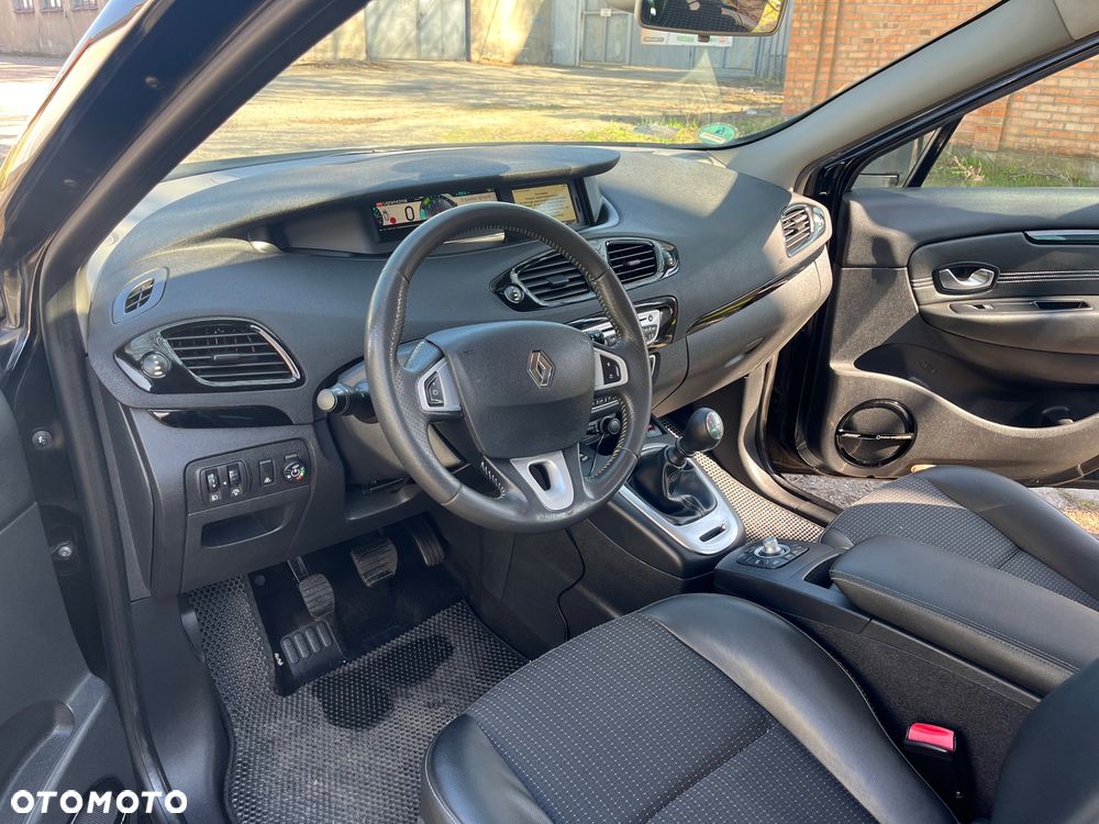 Renault Scenic TCe 130 Bose Edition - 9