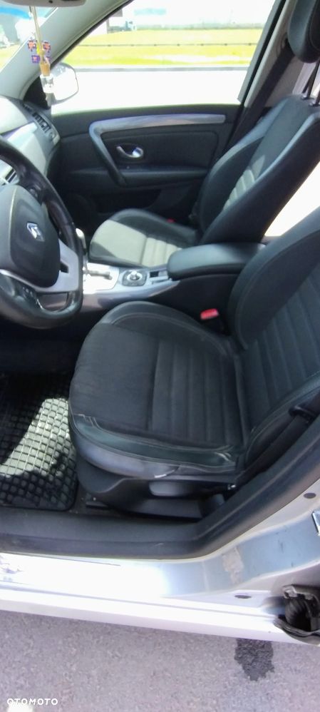 Renault Laguna 2.0T Expression - 11
