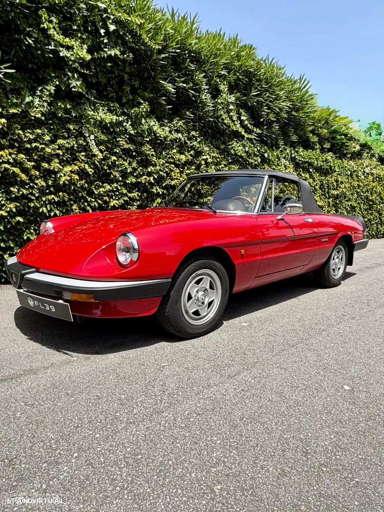 Alfa Romeo Spider 1.6 - 12